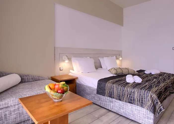 Luna Beach Hotel