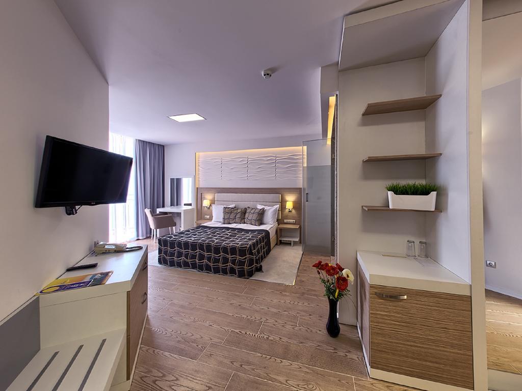 Hotel Luna