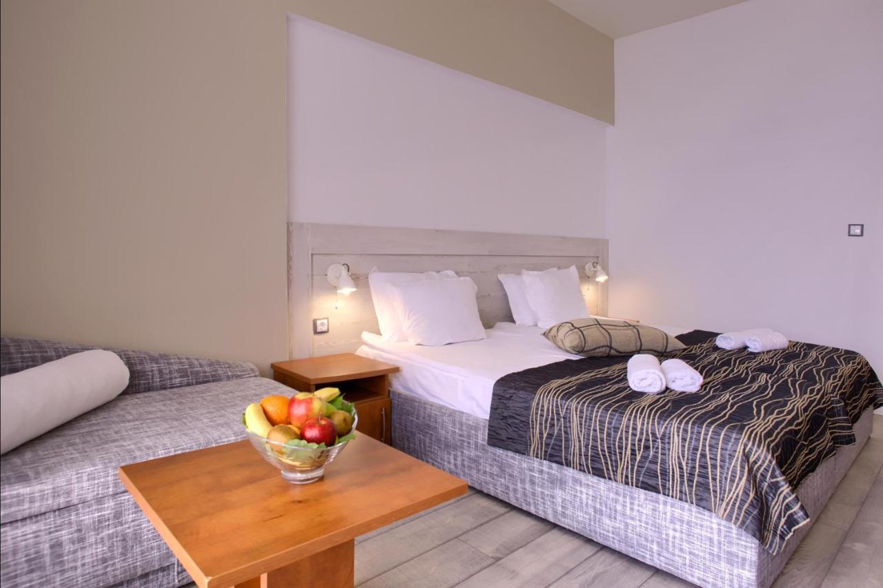 Luna Hotel