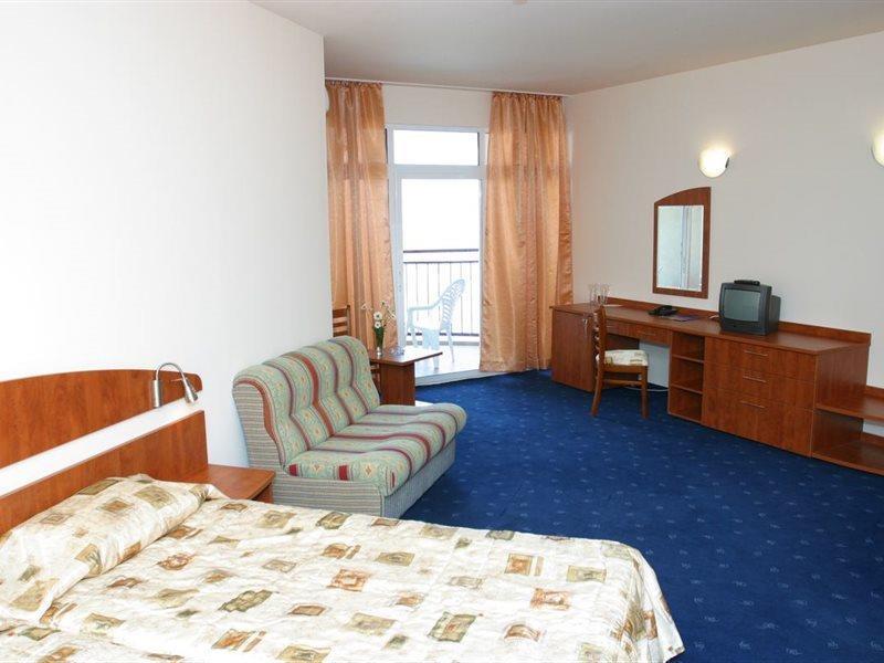 Hotel Luna 4*