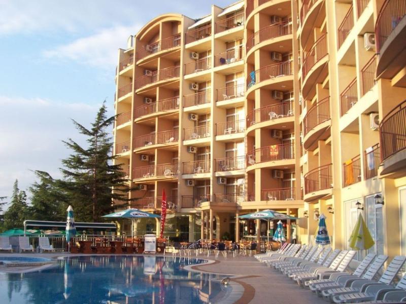 Luna 4* Golden Sands